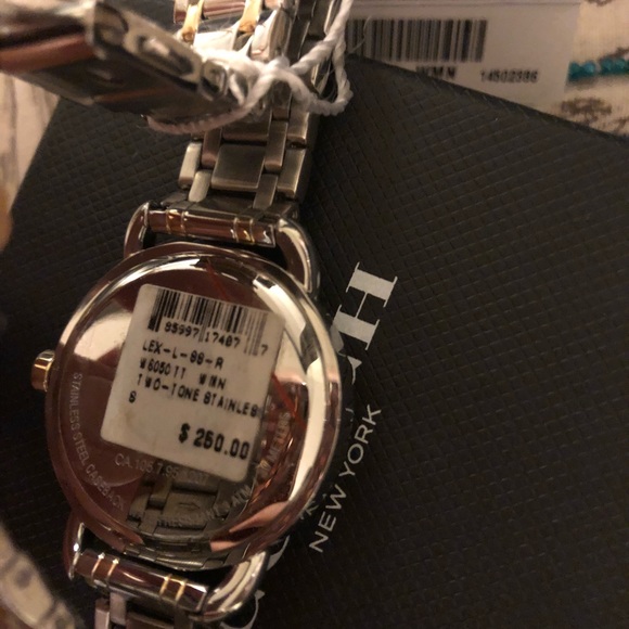 Coach Watch - Picture 4 of 5